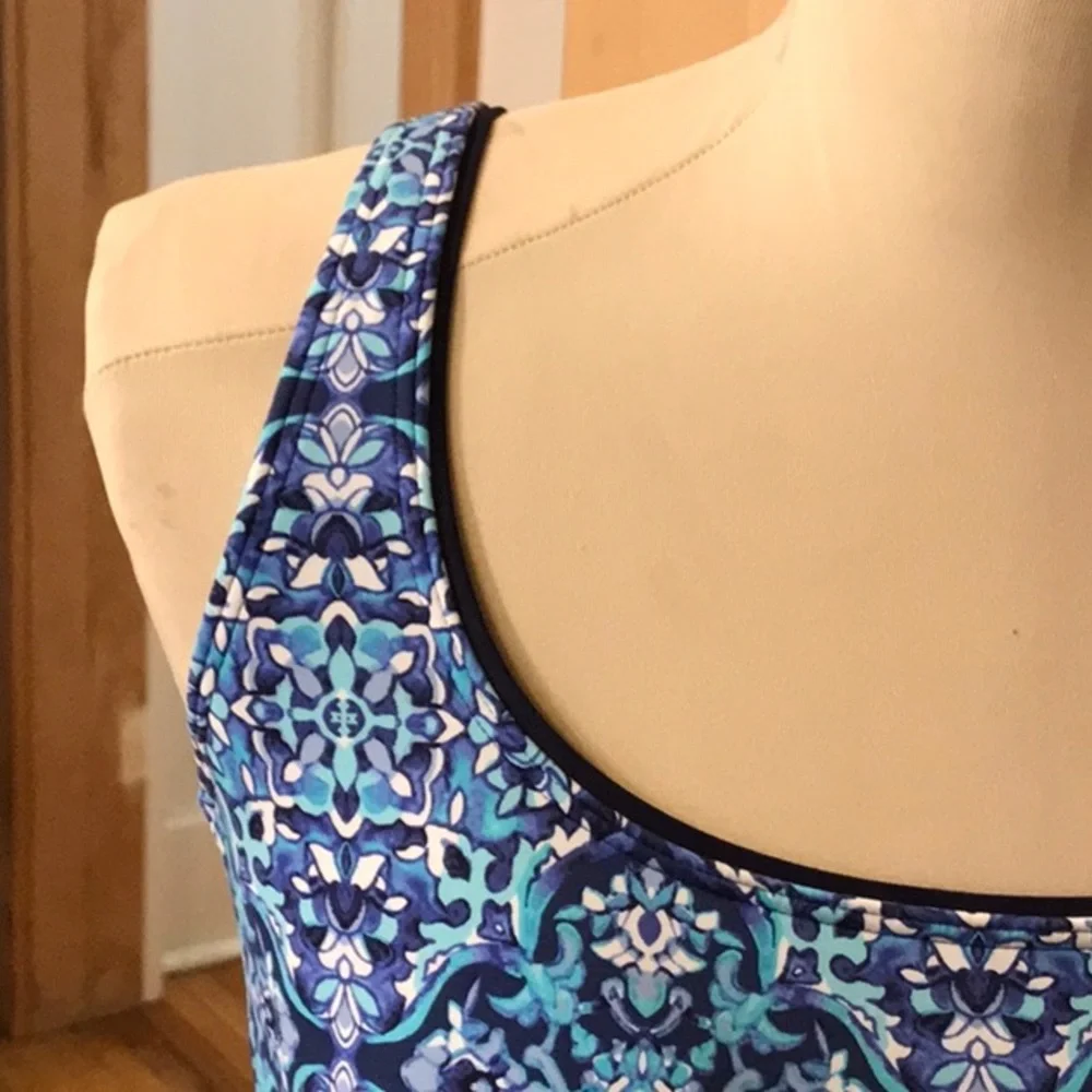 Tankini - Picture 4 of 8